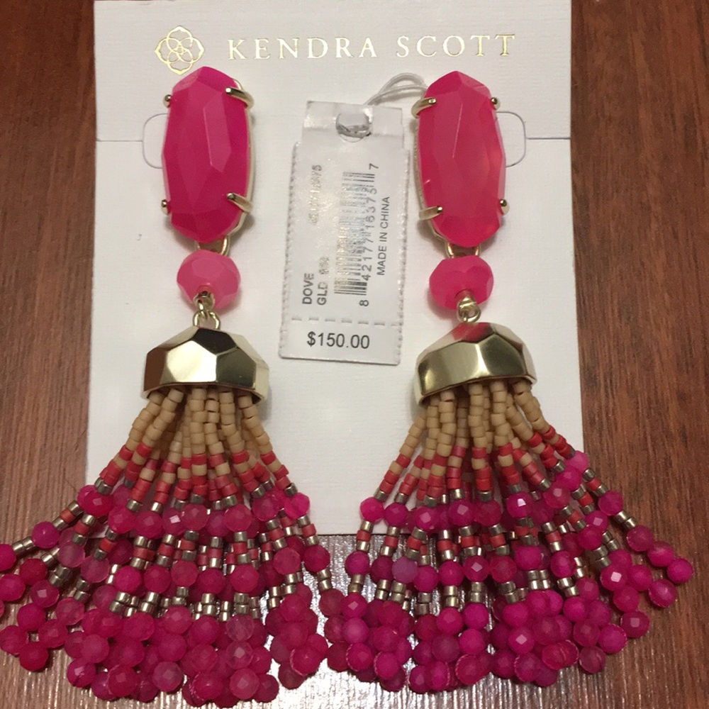 Kendra Scott Dove Pink Agate. NWT. Firm price.